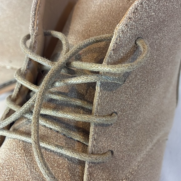 NWOT beige faux suede classic high top pointed toe front lace up corpcore shoes - Picture 10 of 12